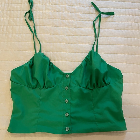 Super down Laura button up top - Picture 4 of 6